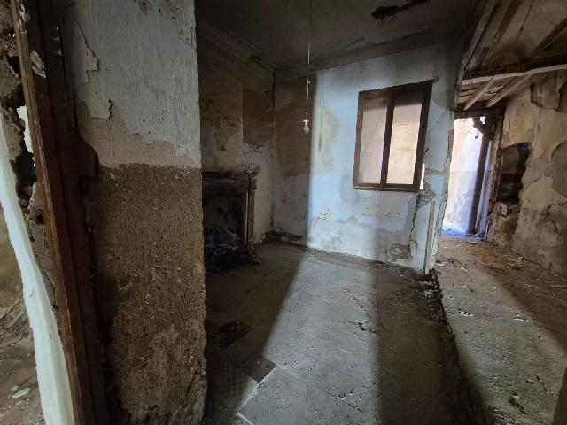 Imagen 8 Inmueble 299411 - Casa Adosada en venta en Villena / Casa adosada para reformar junto Casa de la Cultura