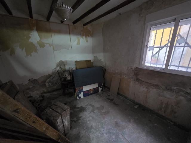 Imagen 11 Inmueble 300151 - Casa Adosada en venta en Monforte Del Cid / Casa adosada para reformar junto Plaza San Pascual