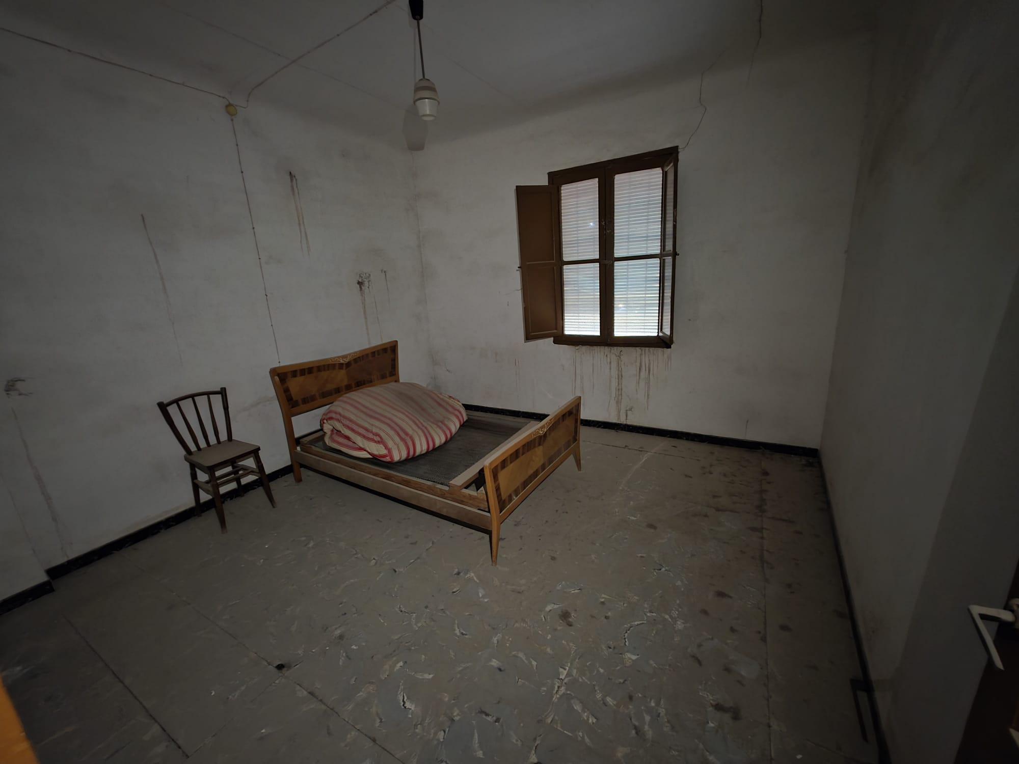 Imagen 16 Casa Adosada en venta en Monforte Del Cid / Casa adosada para reformar junto Plaza San Pascual