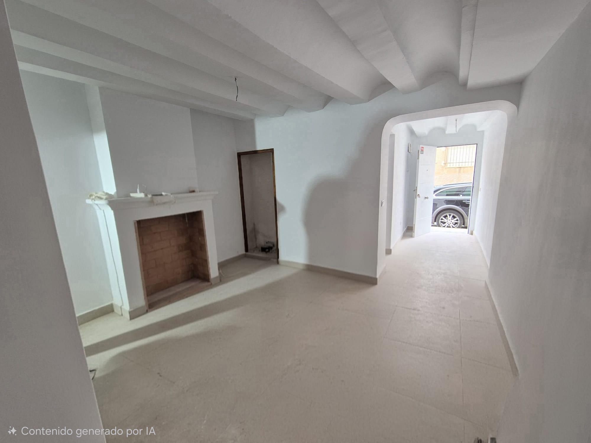 Imagen 1 Casa Pareada en venta en Pinós El/pinoso / Casa pareada a estrenar junto a la Torre del Reloj