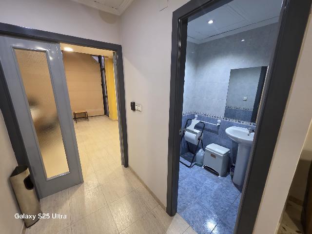 Imagen 10 Inmueble 300419 - Casa Pareada en venta en Elda / Edf. oficinas para hacer viviendas zona P. Nacional