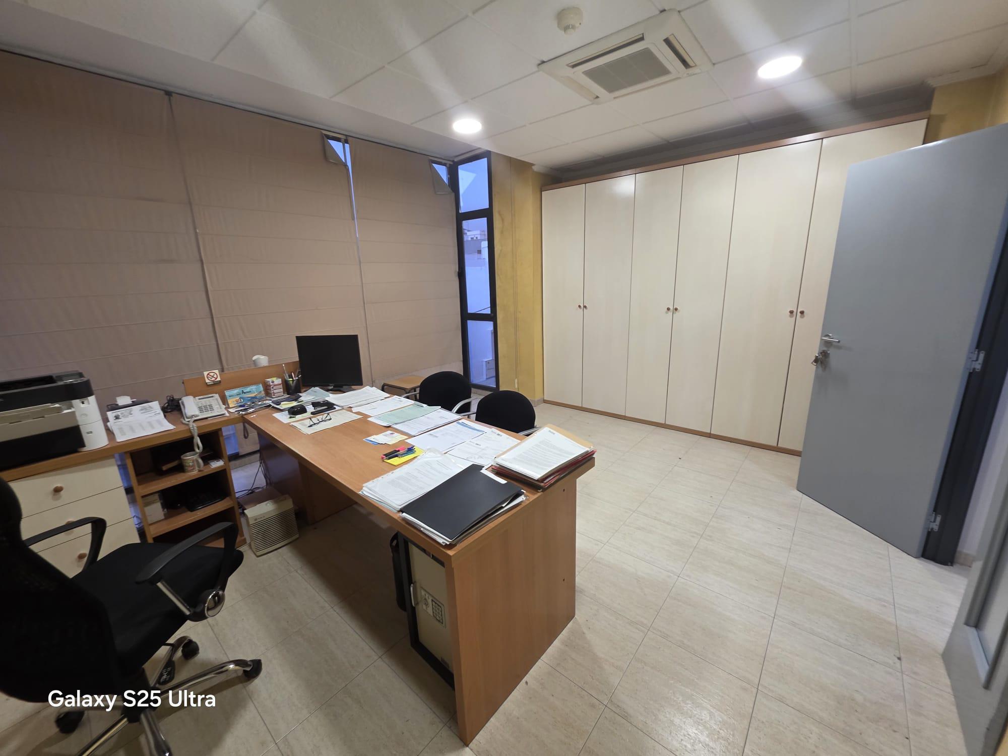 Imagen 6 Casa Pareada en venta en Elda / Edf. oficinas para hacer viviendas zona P. Nacional