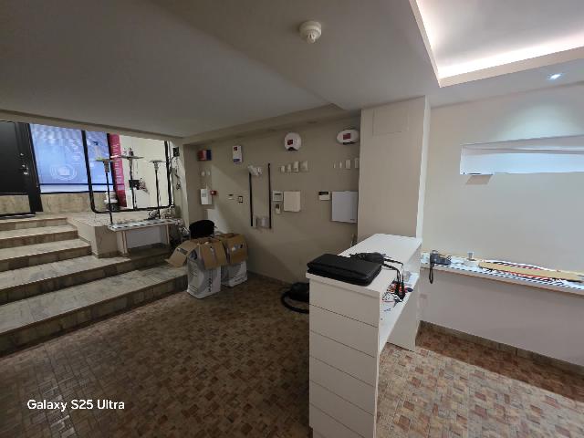 Imagen 9 Inmueble 300419 - Casa Pareada en venta en Elda / Edf. oficinas para hacer viviendas zona P. Nacional