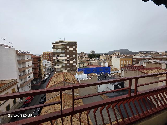 Imagen 4 Inmueble 300556 - Apartamento en venta en Elda / Piso 4º sin ascensor, zona Jaime Balmes-Avda. de Madrid
