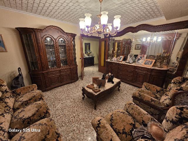 Imagen 2 Inmueble 300556 - Apartamento en venta en Elda / Piso 4º sin ascensor, zona Jaime Balmes-Avda. de Madrid