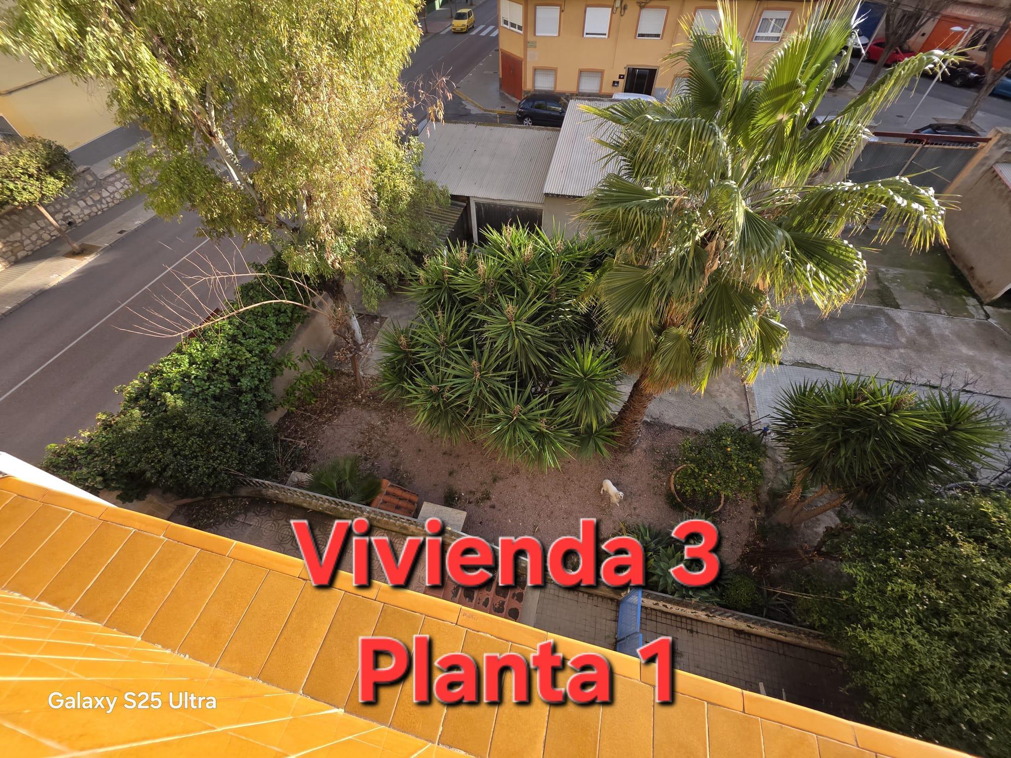 Imagen 30 Casa Pareada en venta en Petrer / Parcela urbana con 3 viviendas junto parque 9 d´Octubre