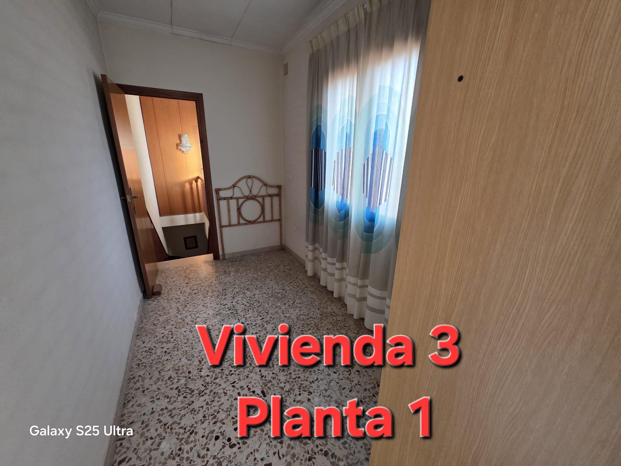 Imagen 33 Casa Pareada en venta en Petrer / Parcela urbana con 3 viviendas junto parque 9 d´Octubre