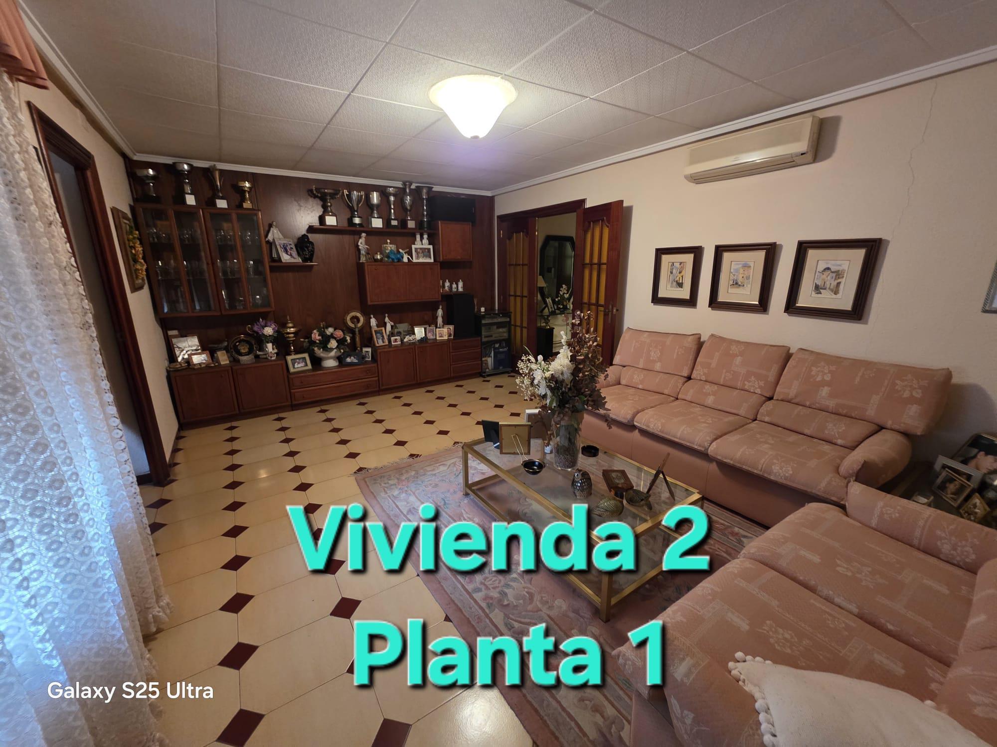 Imagen 18 Casa Pareada en venta en Petrer / Parcela urbana con 3 viviendas junto parque 9 d´Octubre