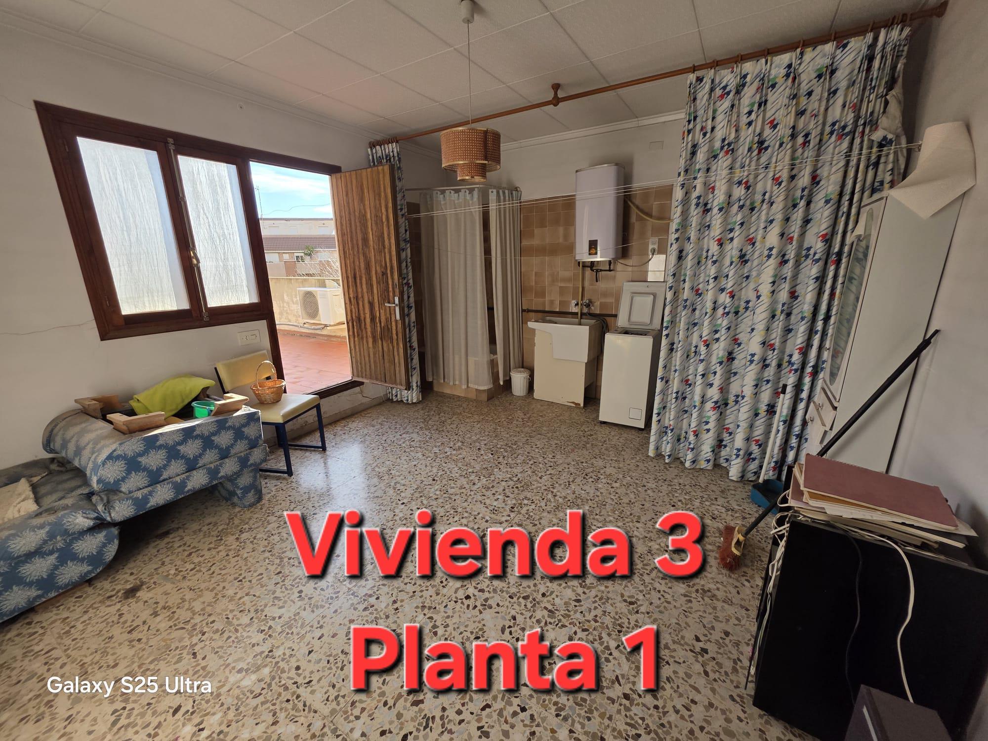 Imagen 36 Casa Pareada en venta en Petrer / Parcela urbana con 3 viviendas junto parque 9 d´Octubre