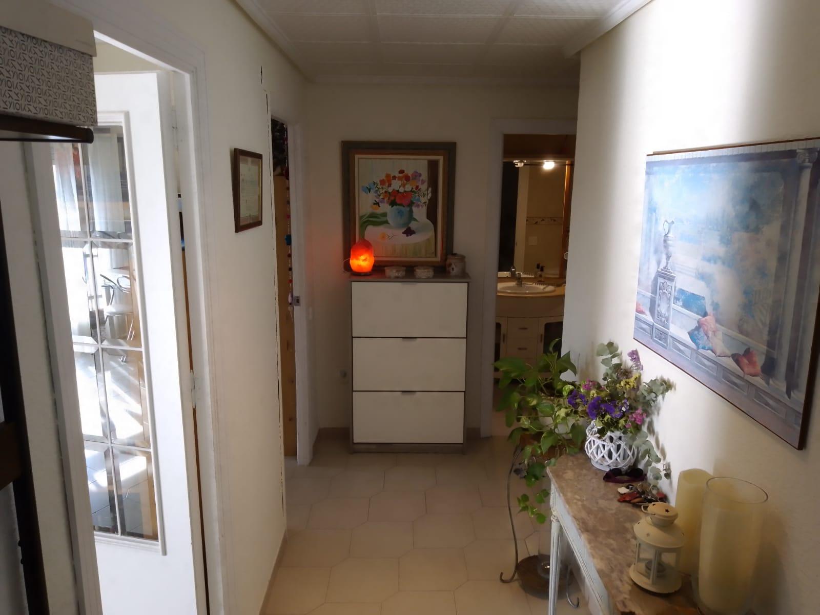 Imagen 3 Apartamento en venta en Elda / Piso con ascensor situado en la misma Gran Avenida