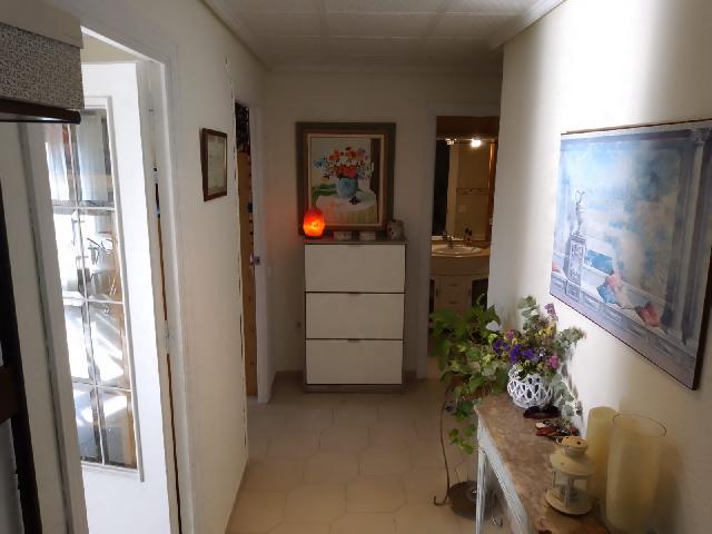 Imagen 3 Inmueble 300800 - Apartamento en venta en Elda / Piso con ascensor situado en la misma Gran Avenida