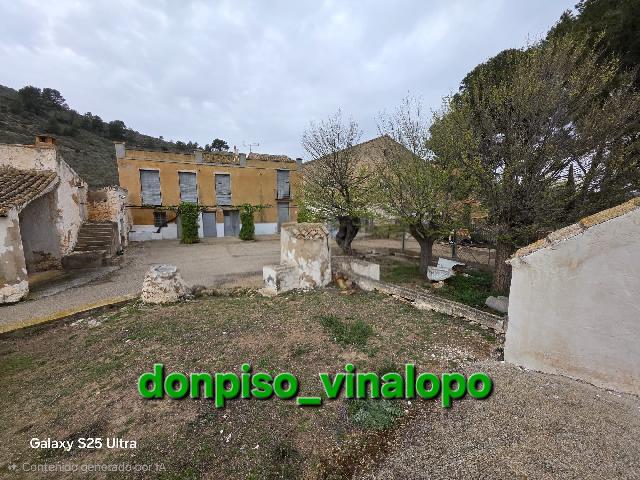 Imagen 1 Inmueble 301746 - Casa Rústica en venta en Villena / Caserón con parcela en cª Villena- Pinoso
