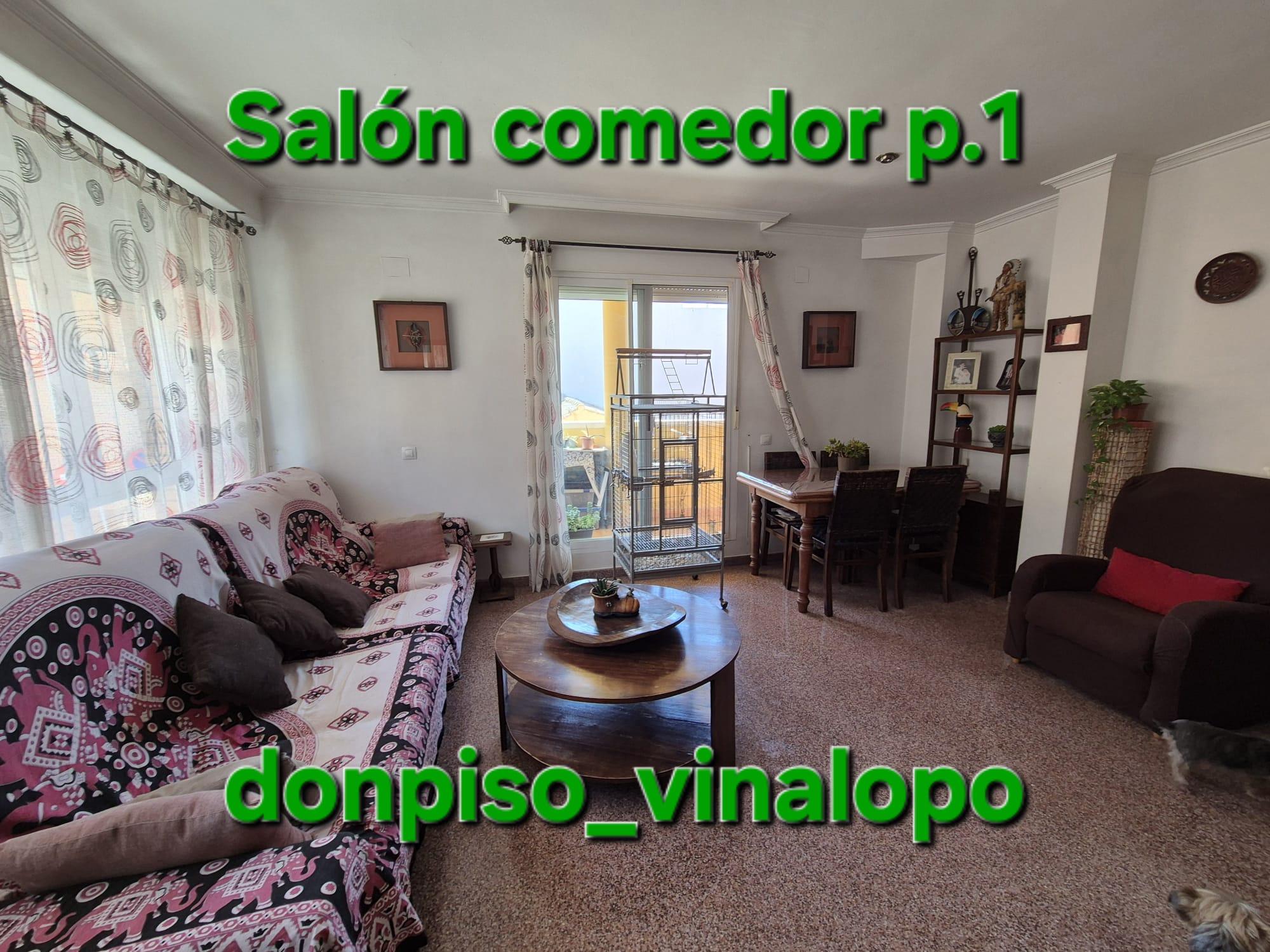 Imagen 4 Casa Adosada en venta en Villena / Adosado a 3 calles de la Avda. de la Constitución