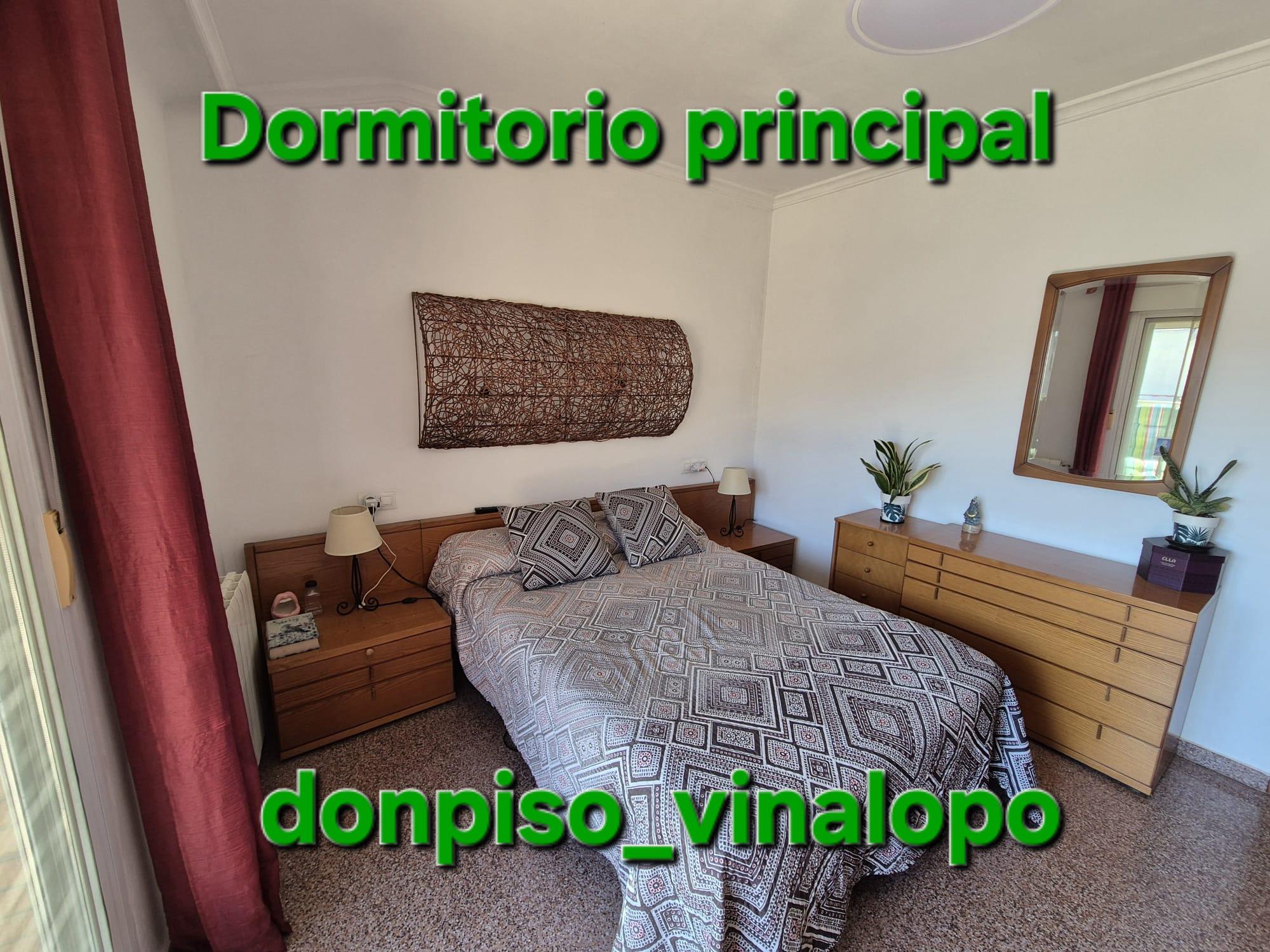 Imagen 18 Casa Adosada en venta en Villena / Adosado a 3 calles de la Avda. de la Constitución