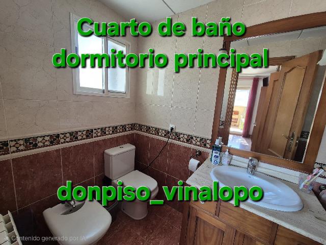 Imagen 21 Inmueble 301820 - Casa Adosada en venta en Villena / Adosado a 3 calles de la Avda. de la Constitución