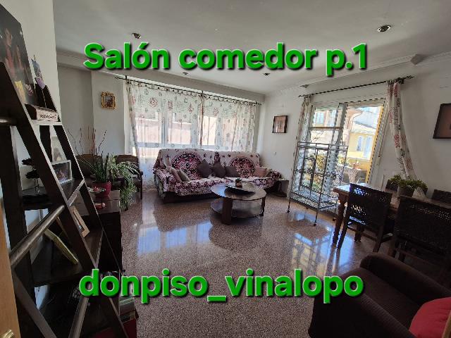 Imagen 2 Inmueble 301820 - Casa Adosada en venta en Villena / Adosado a 3 calles de la Avda. de la Constitución