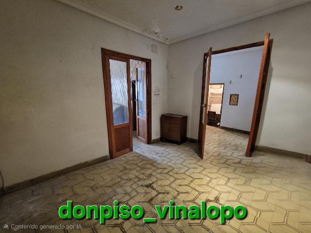 Imagen 8 Inmueble 301997 - Casa Adosada en venta en Romana (La) / Casa adosada de 2 plantas junto a la calle Mayor