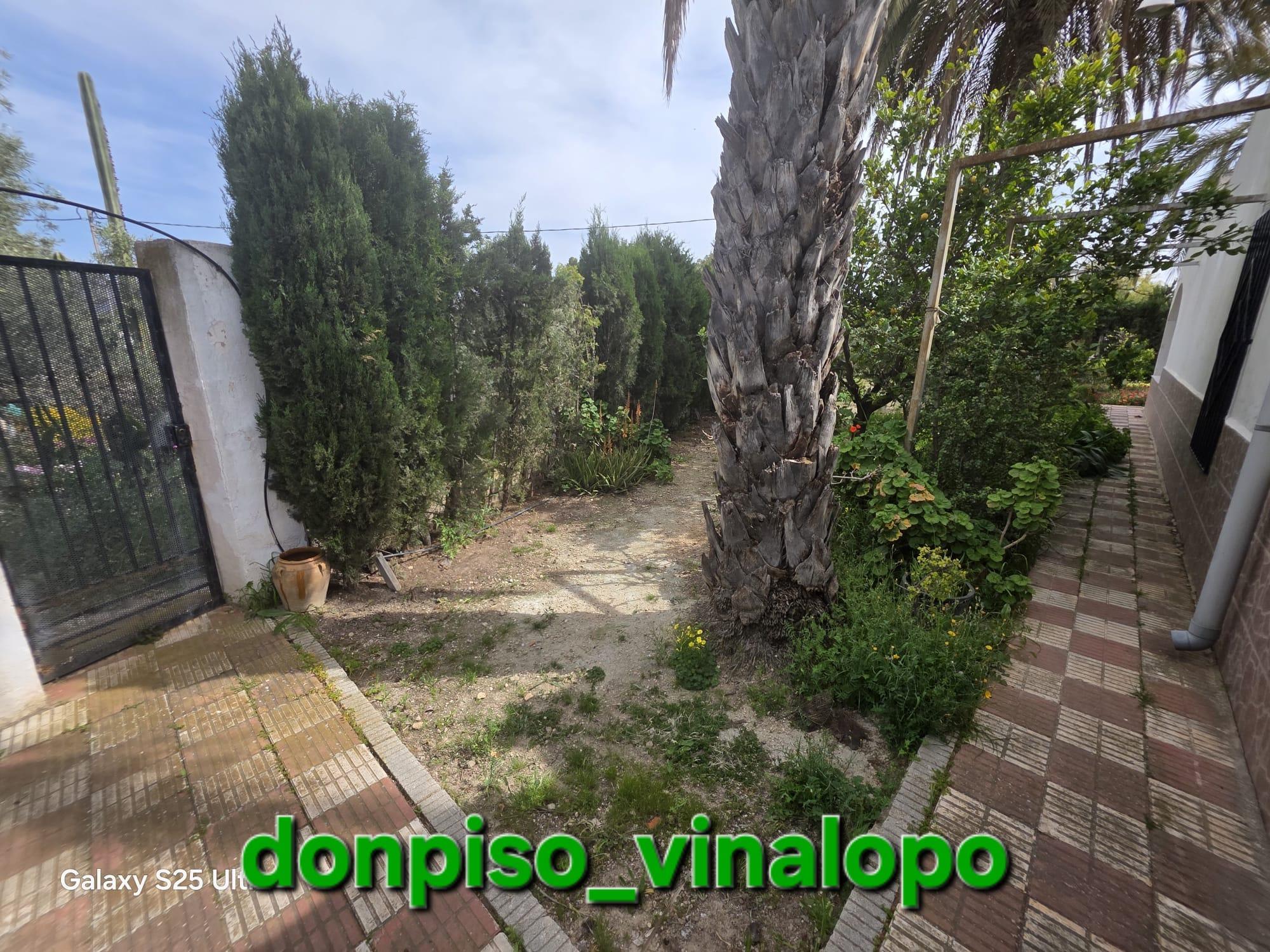 Imagen 3 Casa Rústica en venta en Elda / Casa de campo con balsa, zona Peter Rives - Finca Lacy