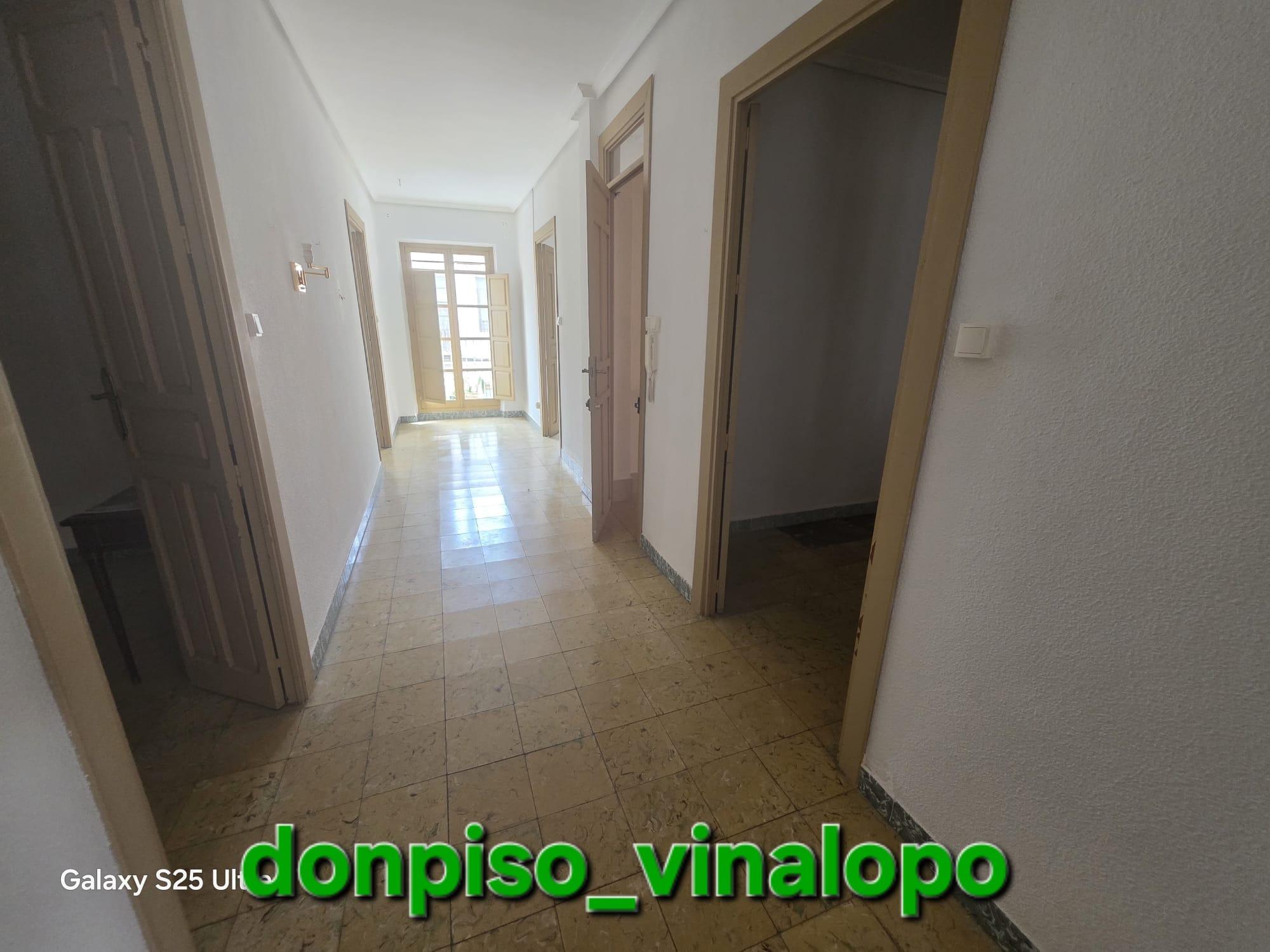 Imagen 2 Apartamento en venta en Elda / Piso 1º s/asc. zona Jardín de la Música- Gran Avenida