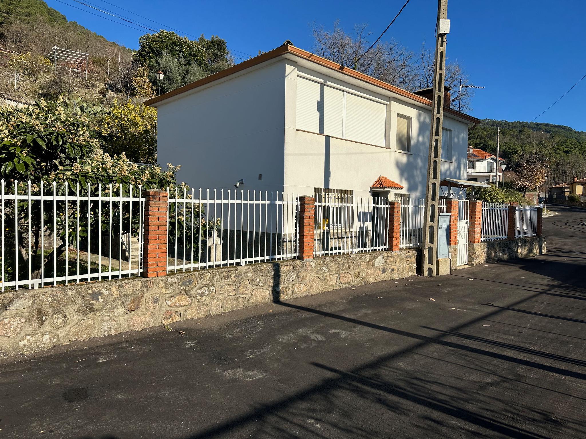 Imagen 3 Casa Rústica en venta en Poyales Del Hoyo / Casa en pleno parque natural del valle del Tietar 