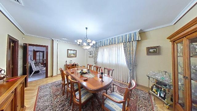 Imagen 14 Inmueble 263421 - Casa Aislada en venta en Villaviciosa De Odón / Chalet 600m2 construidos sobre parcela 1.8...