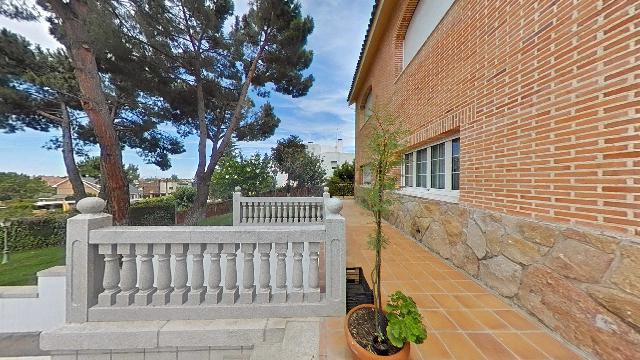 Imagen 2 Inmueble 263421 - Casa Aislada en venta en Villaviciosa De Odón / Chalet 600m2 construidos sobre parcela 1.8...