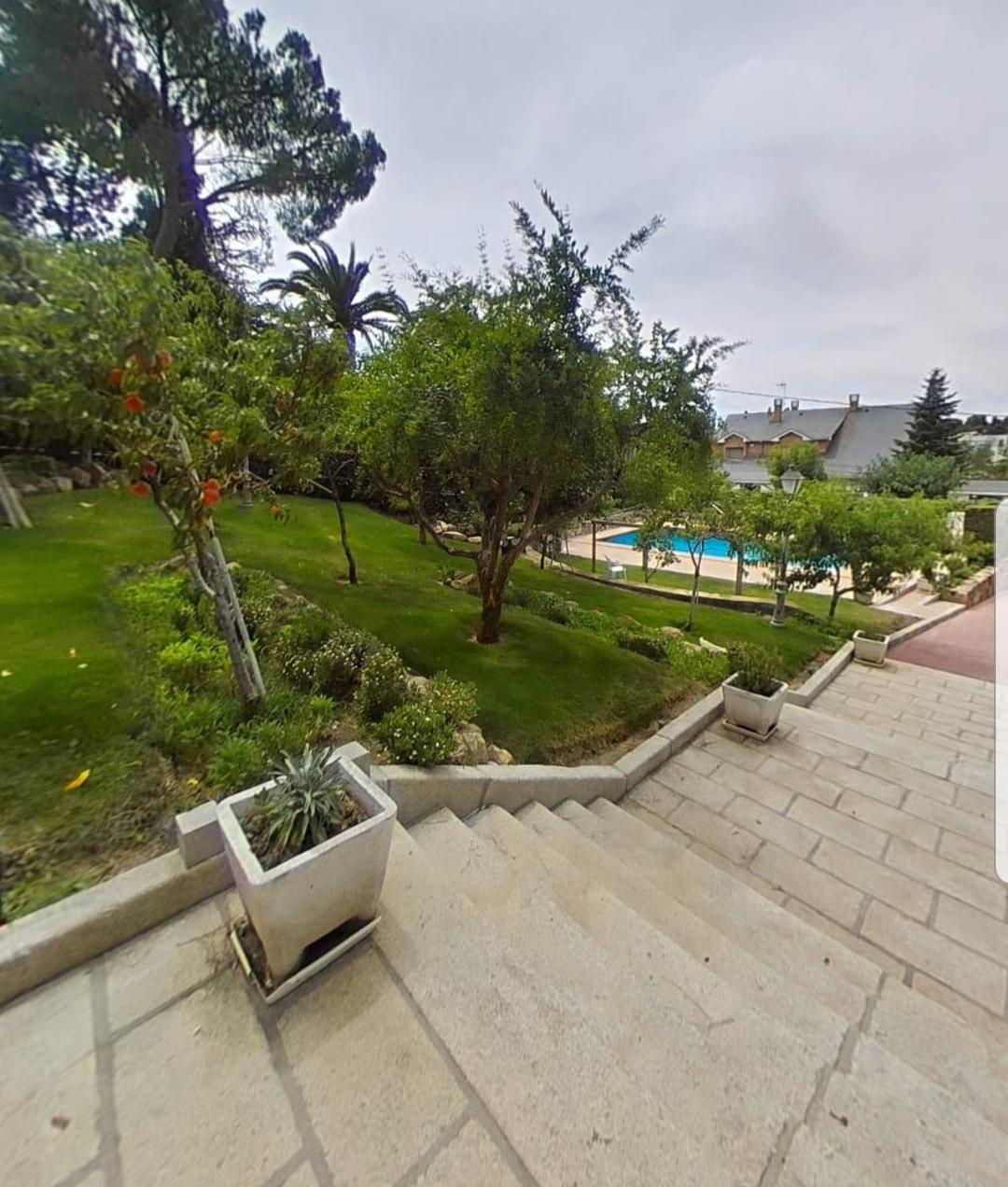 Imagen 5 Casa Aislada en venta en Villaviciosa De Odón / Chalet 600m2 construidos sobre parcela 1.8...