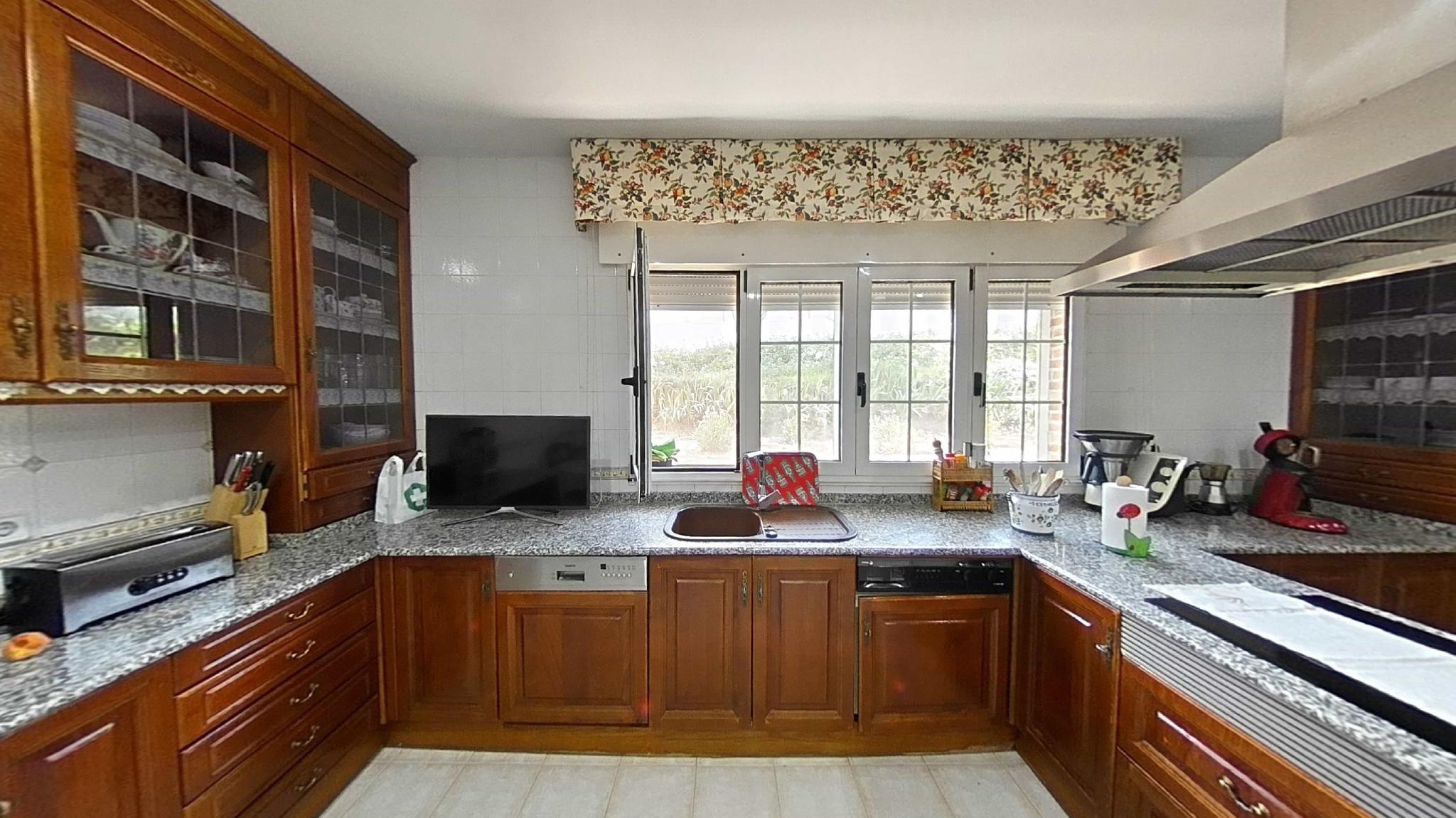 Imagen 12 Casa Aislada en venta en Villaviciosa De Odón / Chalet 600m2 construidos sobre parcela 1.8...