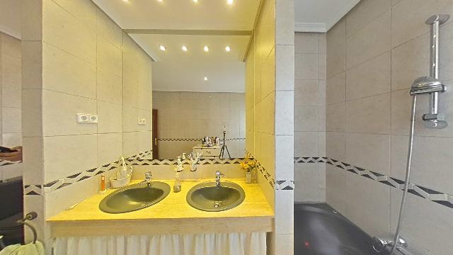 Imagen 25 Inmueble 263421 - Casa Aislada en venta en Villaviciosa De Odón / Chalet 600m2 construidos sobre parcela 1.8...