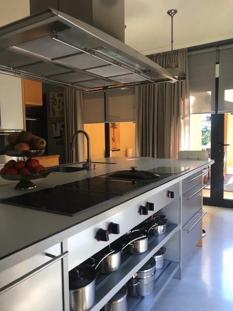 Imagen 1 Casa Aislada en venta en Torrelodones / Chalet Premium en Torrelodones-La Berzosilla, acceso A6