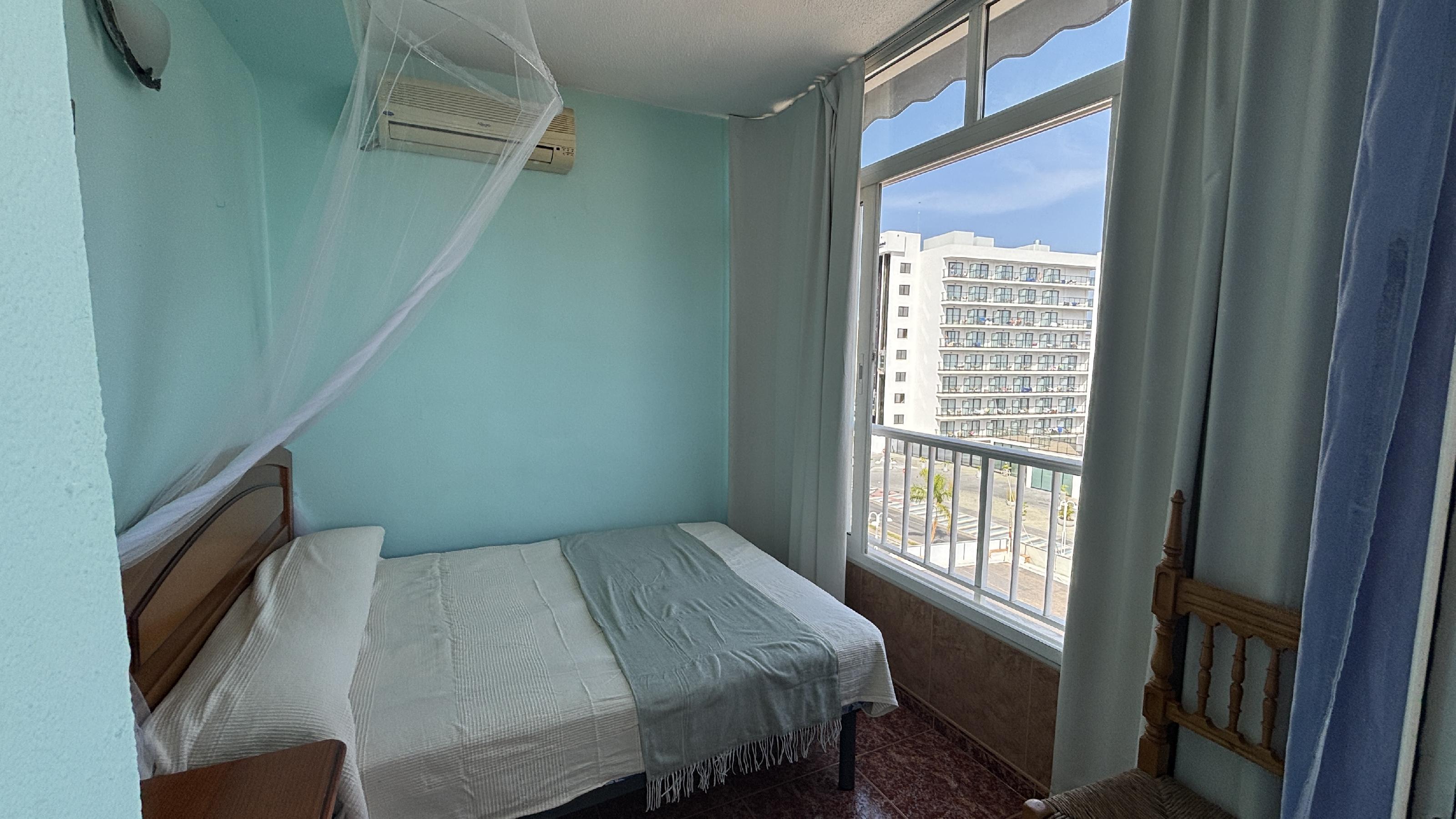 Imagen 41 Apartamento en venta en Benalmádena / Ideal para paseos en el paseo marítimo, zona de ocio