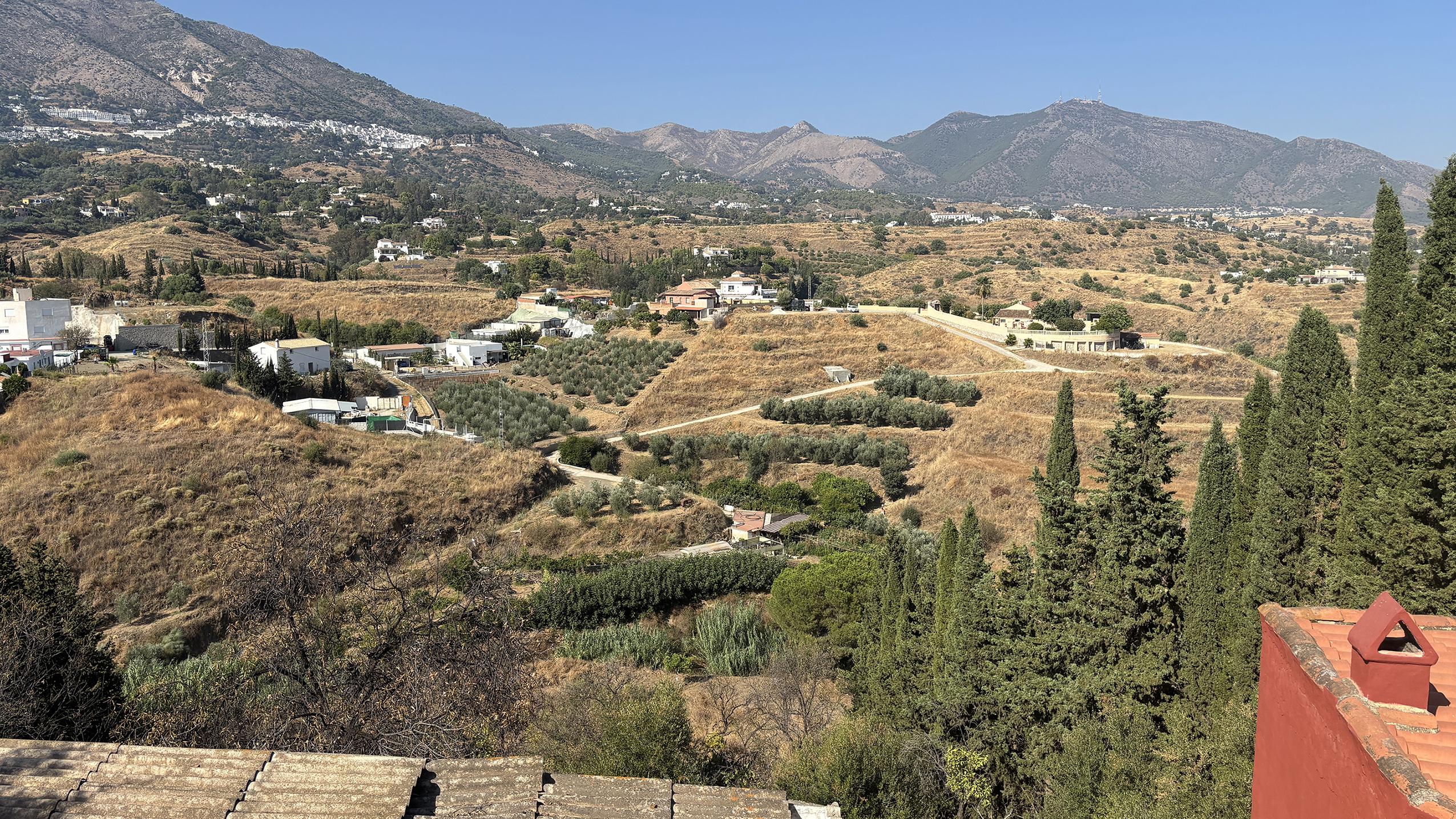 Imagen 1 Casa Rústica en venta en Mijas / A solo 7 min. de la zona comercial de las lagunas,mijas