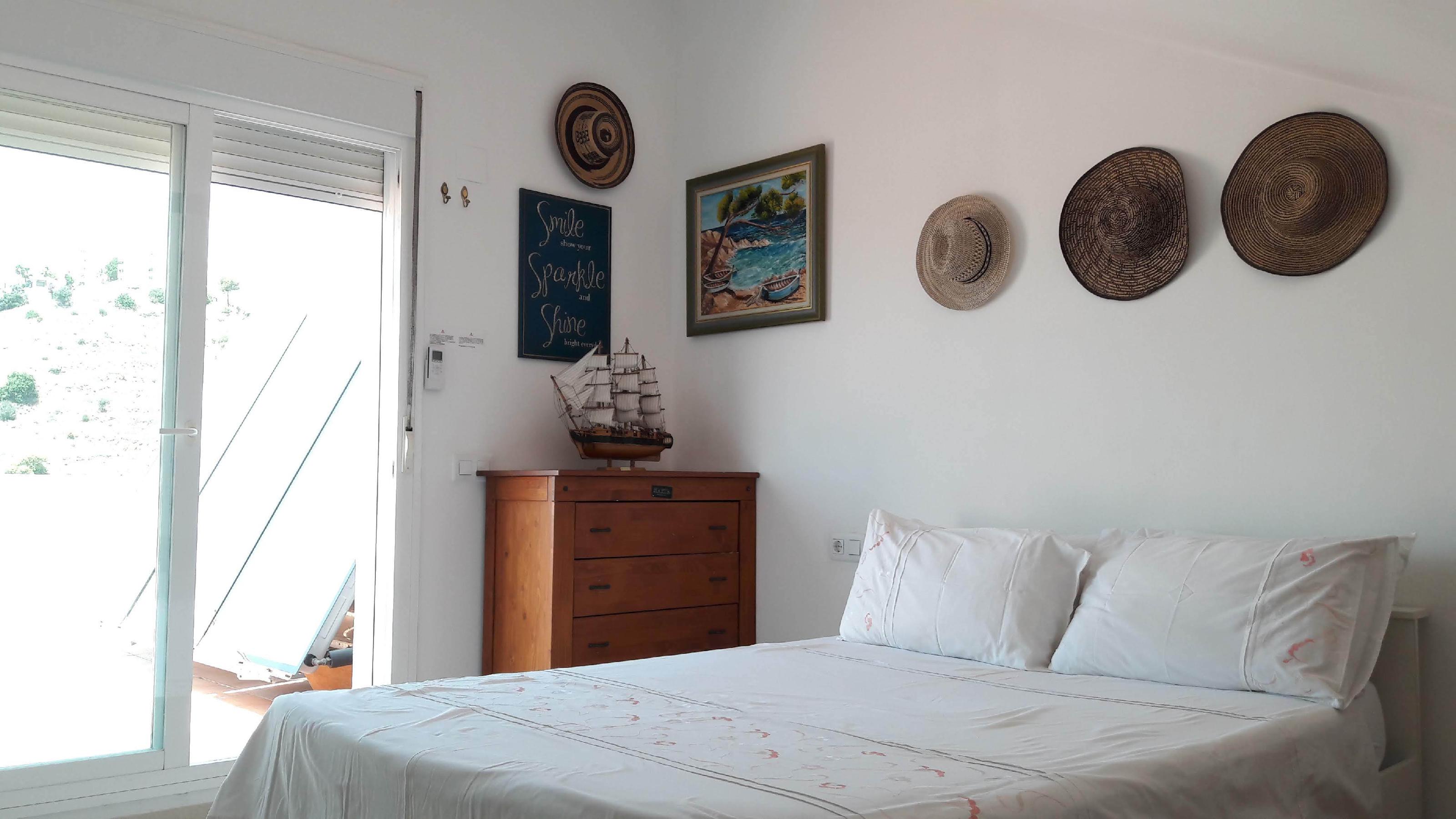 Imagen 17 Ático en venta en Benalmádena / Frente a un parque que tiene kiosco y restaurante