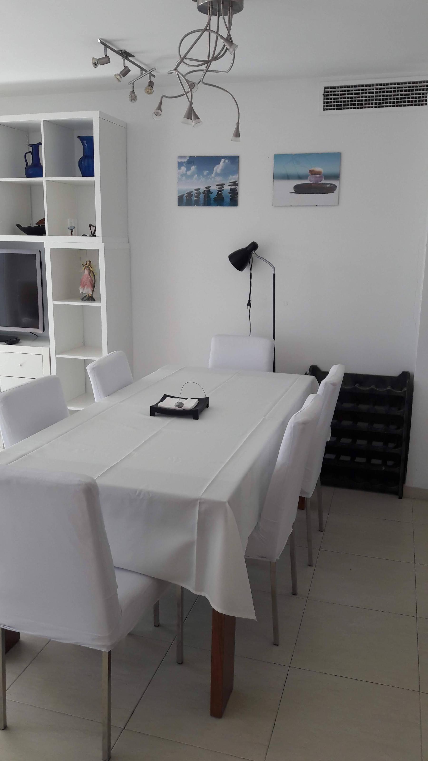 Imagen 11 Ático en venta en Benalmádena / Frente a un parque que tiene kiosco y restaurante