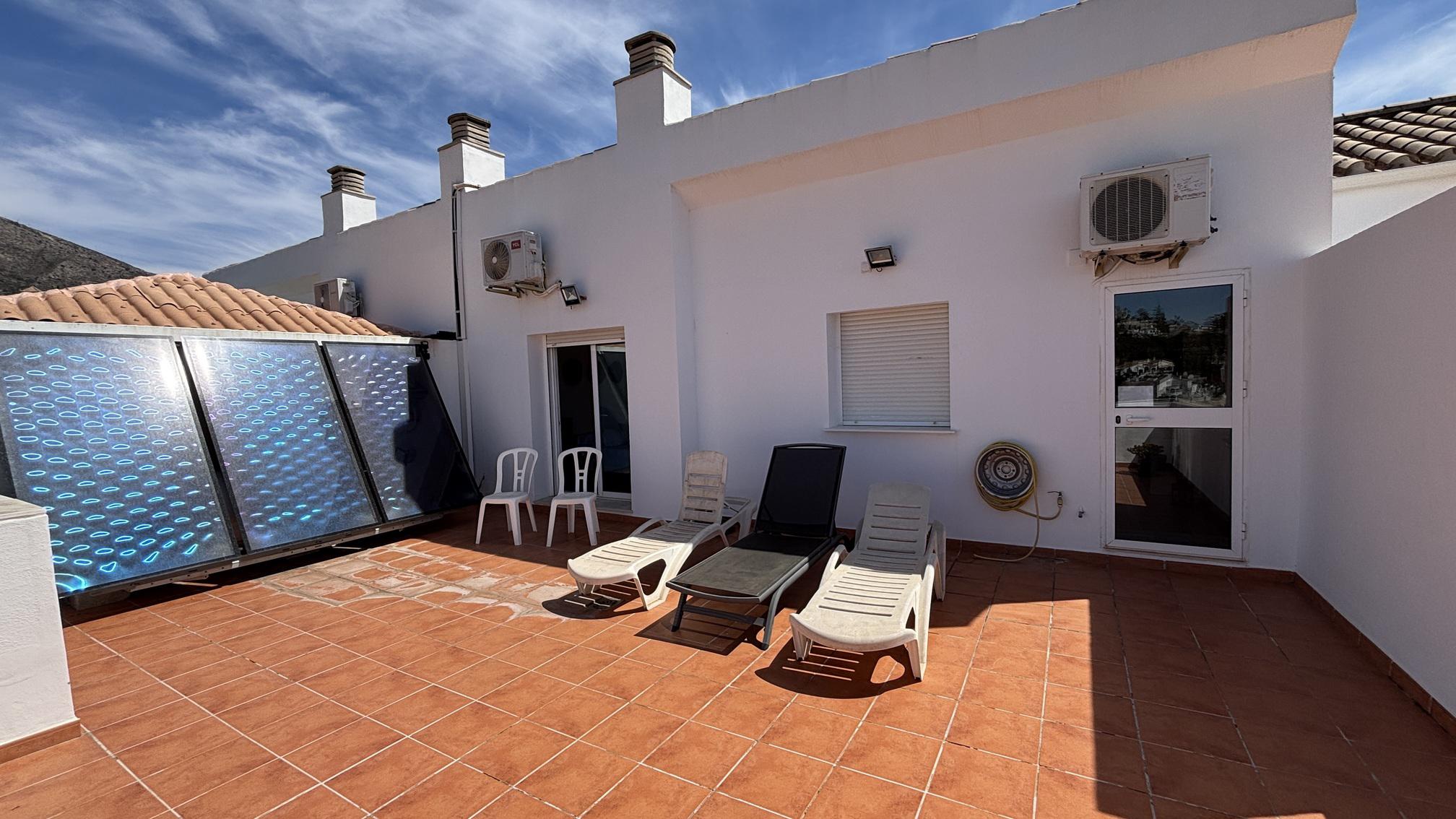 Imagen 25 Ático en venta en Benalmádena / Frente a un parque que tiene kiosco y restaurante