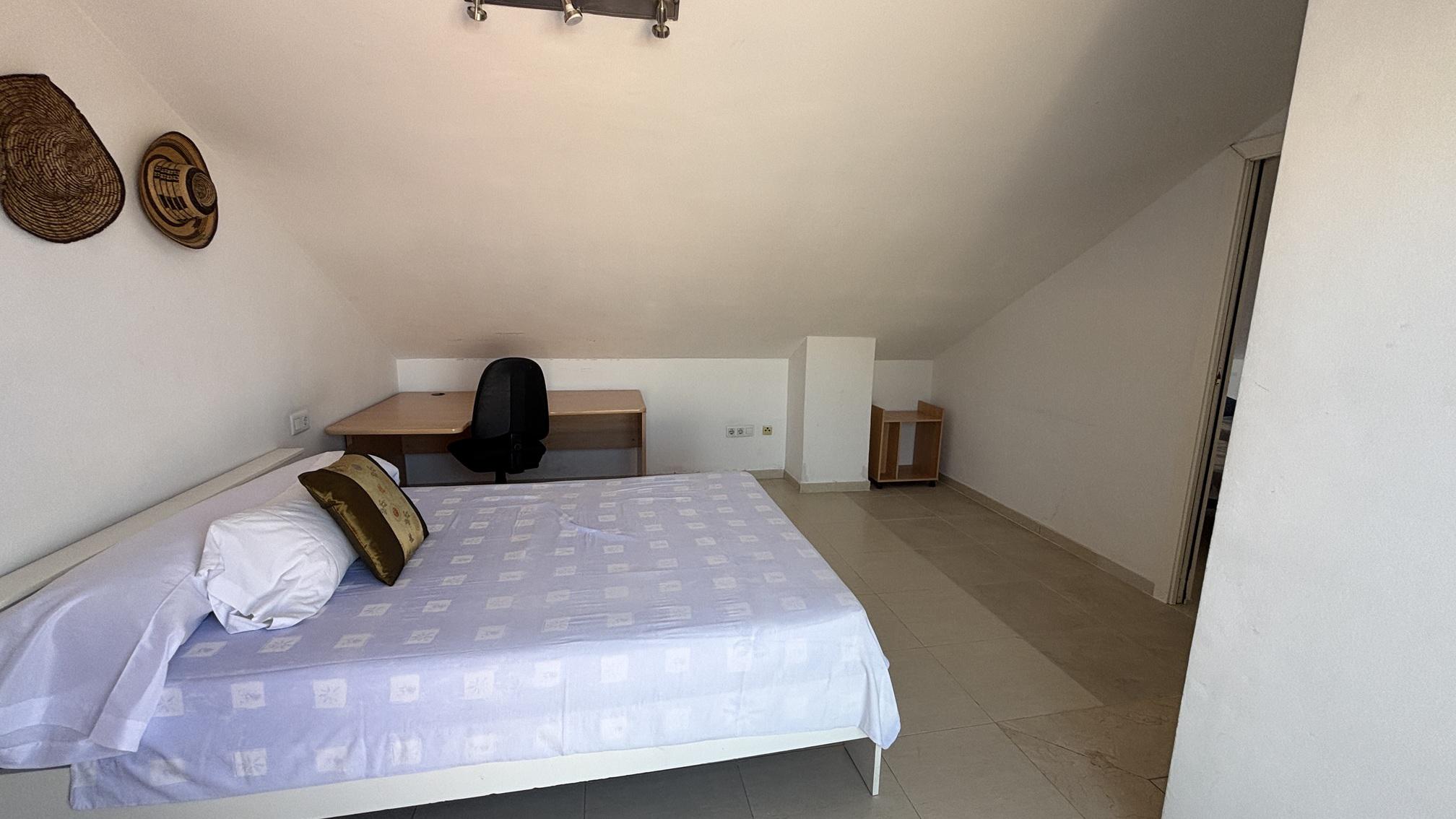 Imagen 22 Ático en venta en Benalmádena / Frente a un parque que tiene kiosco y restaurante