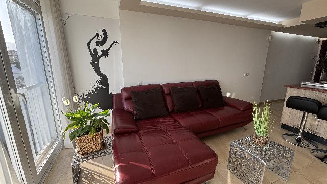 Imagen 7 Inmueble 296562 - Apartamento en venta en Benalmádena / A un paso de la playa, rodeado de comercios, hoteles 