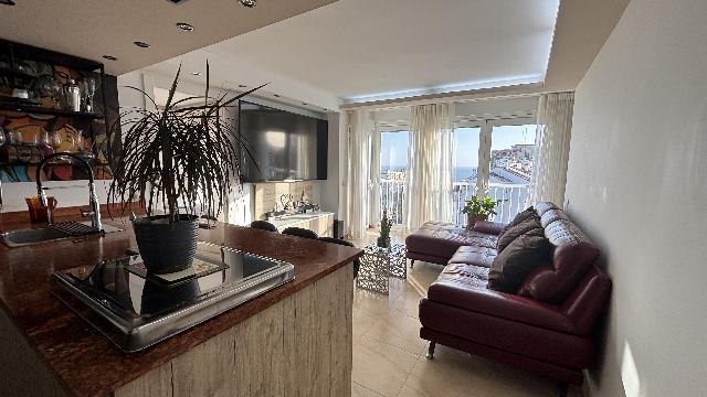 Imagen 11 Inmueble 296562 - Apartamento en venta en Benalmádena / A un paso de la playa, rodeado de comercios, hoteles 