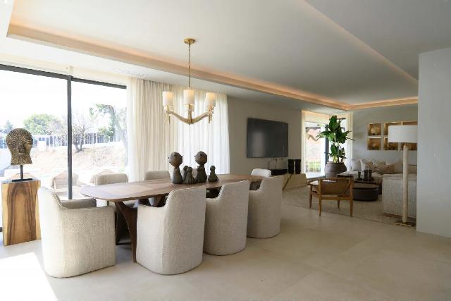 Imagen 7 Inmueble 296770 - Casa Aislada en venta en Benalmádena / Casa ubicado en la zona del Higuerón, muy prestigiosa