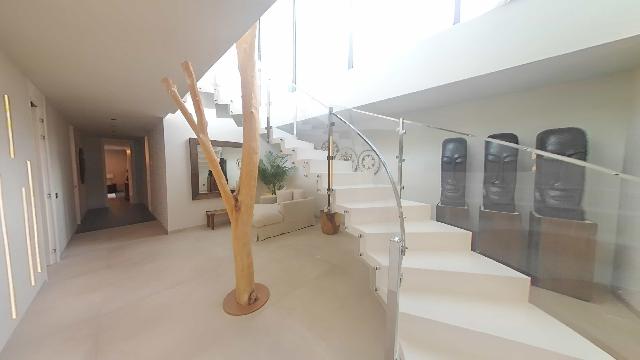 Imagen 29 Inmueble 296770 - Casa Aislada en venta en Benalmádena / Casa ubicado en la zona del Higuerón, muy prestigiosa