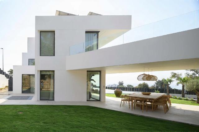 Imagen 3 Inmueble 296770 - Casa Aislada en venta en Benalmádena / Casa ubicado en la zona del Higuerón, muy prestigiosa