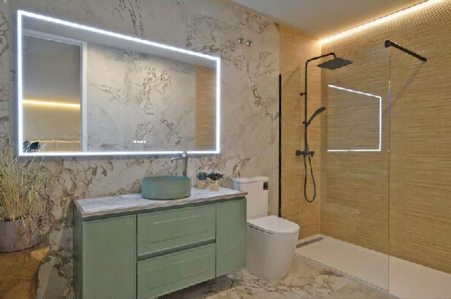 Imagen 23 Inmueble 296770 - Casa Aislada en venta en Benalmádena / Casa ubicado en la zona del Higuerón, muy prestigiosa