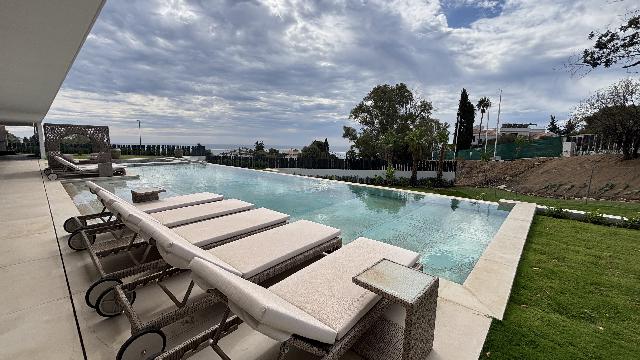 Imagen 14 Inmueble 296770 - Casa Aislada en venta en Benalmádena / Casa ubicado en la zona del Higuerón, muy prestigiosa