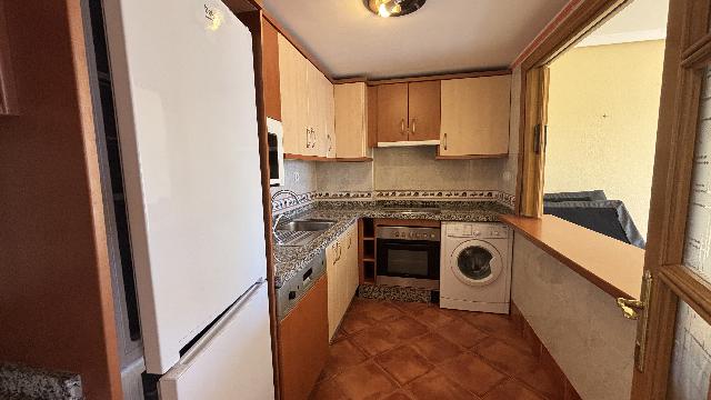 Imagen 7 Inmueble 297739 - Dúplex en venta en Benalmádena / Buena ubicación frente al mar, rodeado de bares,opencor