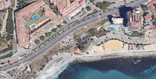 Imagen 27 Inmueble 297739 - Dúplex en venta en Benalmádena / Buena ubicación frente al mar, rodeado de bares,opencor