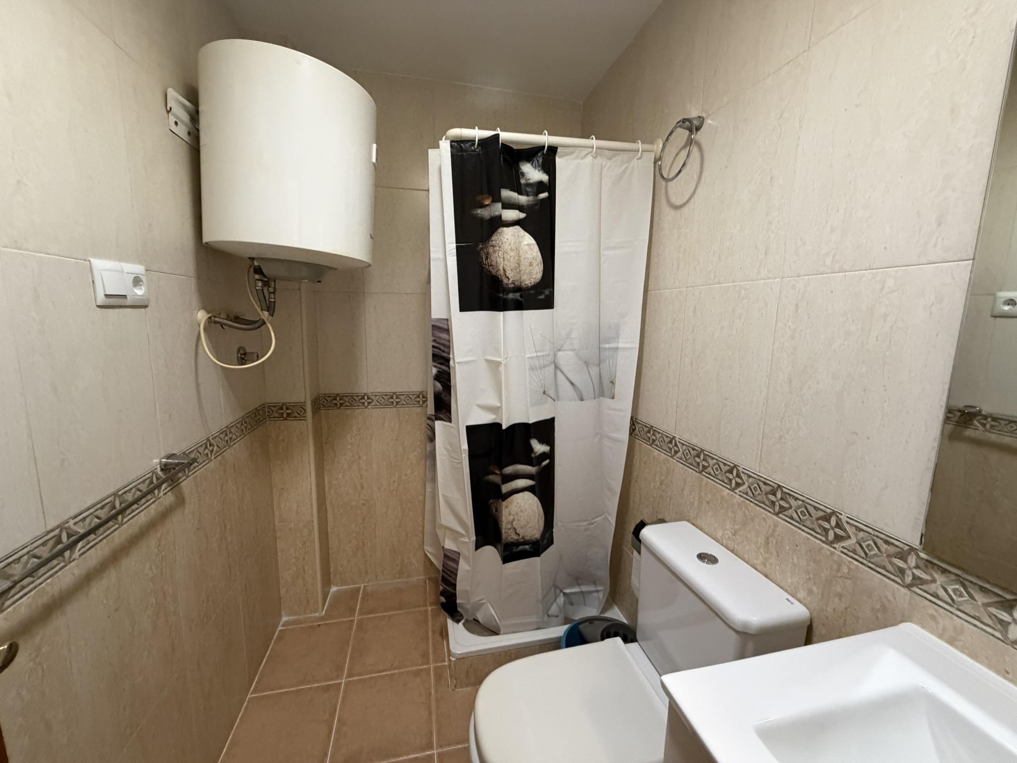 Imagen 7 Estudio en venta en Benalmádena / A un paso del centro del arrollo de la miel.