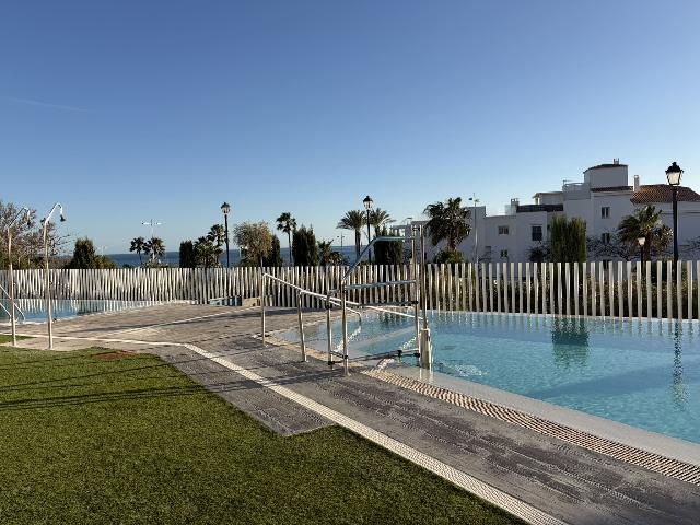 Imagen 32 Inmueble 300864 - Planta Baja en venta en Benalmádena / Rodeado de campos de golf y primera linea de playa