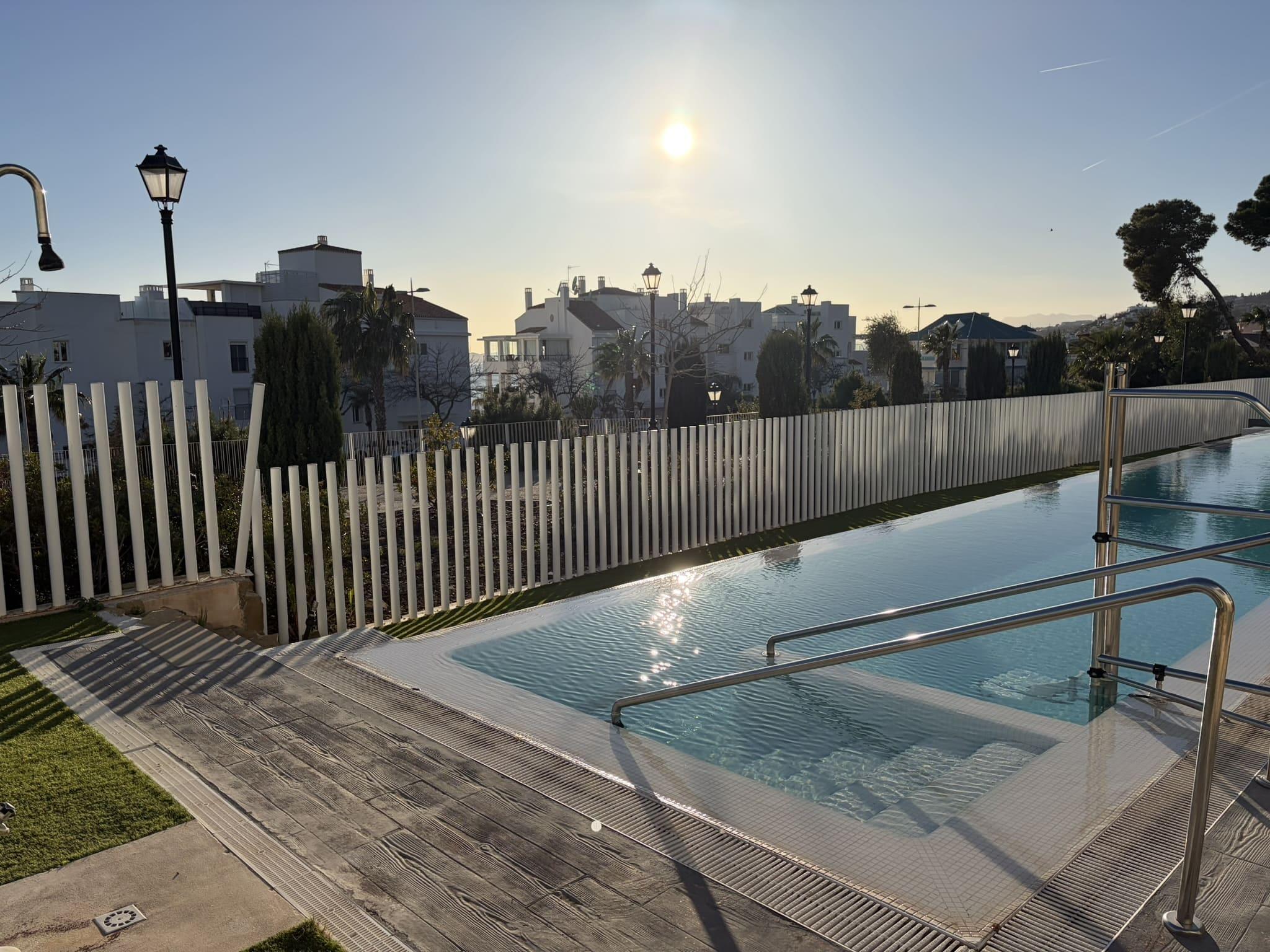 Imagen 35 Planta Baja en venta en Benalmádena / Rodeado de campos de golf y primera linea de playa
