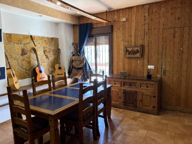 Imagen 5 Inmueble 301751 - Casa Adosada en venta en Benalmádena / Ubicación premium a 100 m del centro Benalmádena Pueblo
