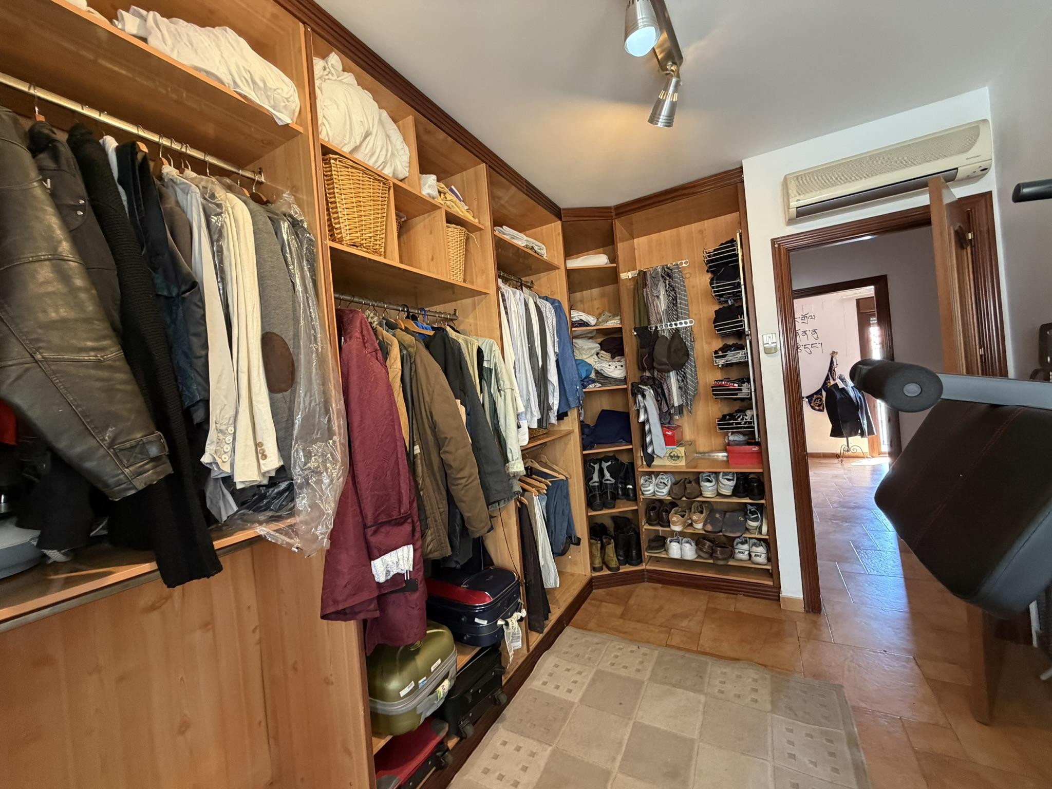 Imagen 16 Casa Adosada en venta en Benalmádena / Ubicación premium a 100 m del centro Benalmádena Pueblo